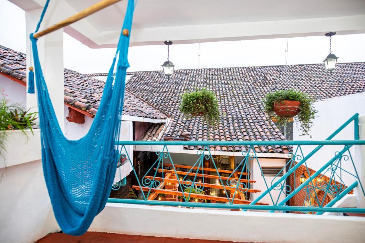 Hostal Victoria Granada Esterno foto
