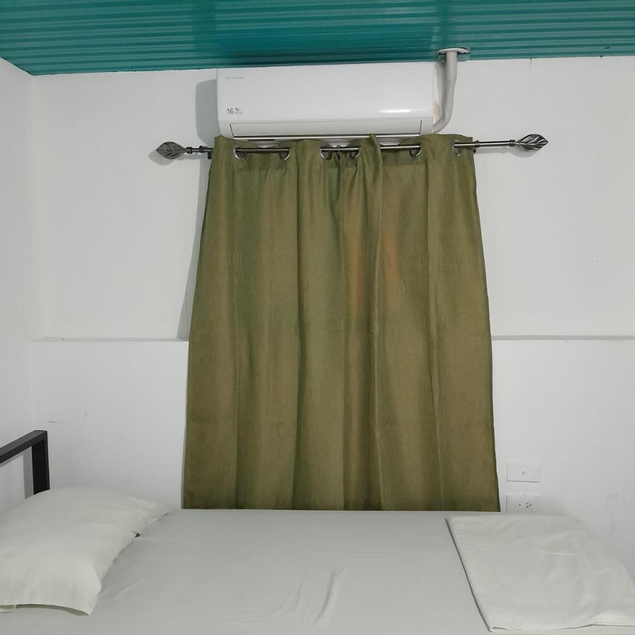 Hostal Victoria Granada Esterno foto